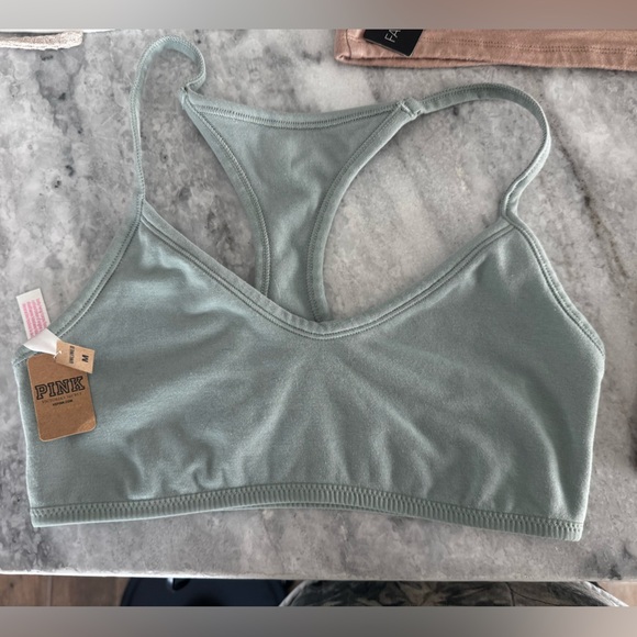 Boho Bundle 9 PC ($250 Value) Anthropologie, Fashion Nova, PINK + Cropped tops 🔥 - Picture 4 of 15